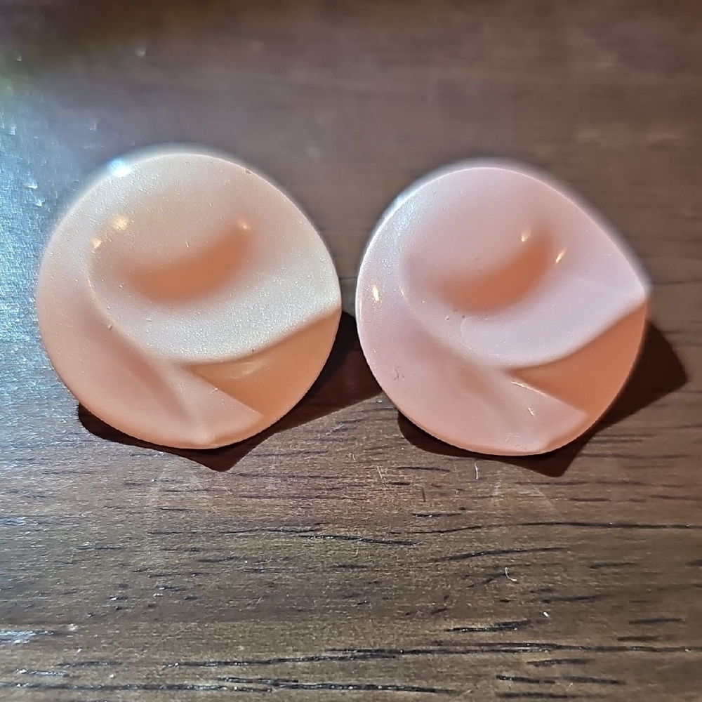 Elegant Pink Stud Earrings